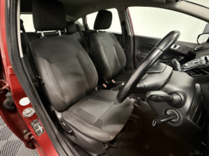2015 Ford Fiesta 1.0 Zetec in Red — image 6
