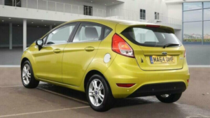2014 Ford Fiesta 1.6 Zetec Powershift Euro 5 5dr in Yellow — image 3