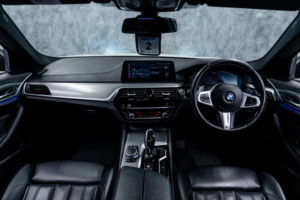 2019 BMW 5 Series 2.0 520d Mht M Sport Auto Euro 6 (s/s) 4dr in White — image 2