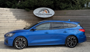 2019 Ford Focus 1.0 T Ecoboost St-Line X in Blue — image 2