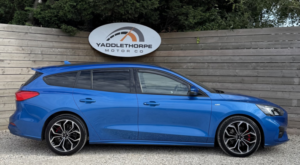 2019 Ford Focus 1.0 T Ecoboost St-Line X in Blue — image 3