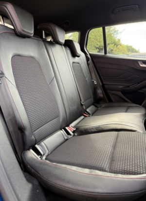 2019 Ford Focus 1.0 T Ecoboost St-Line X in Blue — image 6