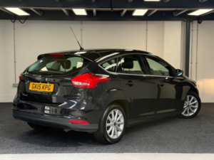 2015 Ford Focus 1.6 Titanium Powershift Euro 6 5dr — image 4