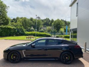 2013 Porsche Panamera D V6 Tiptronic in Black — image 6