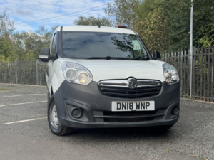 2018 Vauxhall Combo 1.3 Cdti 2000 in White — image 4