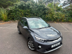 2019 Kia Stonic 1.4 2 SUV 5dr Petrol Manual Euro 6 (s/s) (98 Bhp) in Grey — image 6