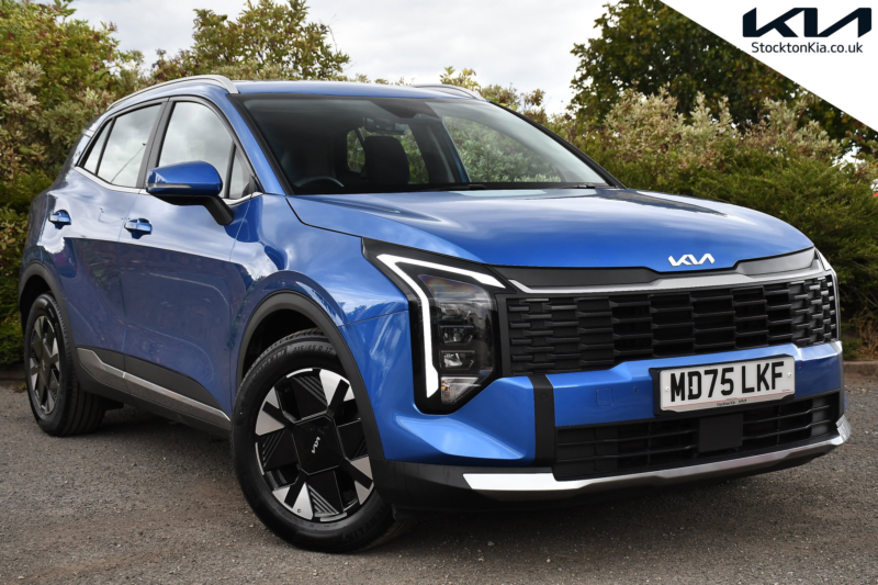 2025 Kia Sportage 1.6 T-Gdi Pure SUV 5dr Petrol Manual Euro 6 (s/s) (147 Bhp) in Blue — image 1