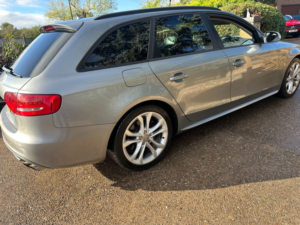 2010 Audi S4 Avant 3.0 Tfsi V6 in Grey — image 5