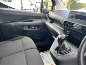 2021 Citroen Berlingo 1.5 Bluehdi 1000 Worker M in White — image 3