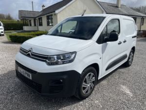 2021 Citroen Berlingo 1.5 Bluehdi 1000 Worker M in White — image 4