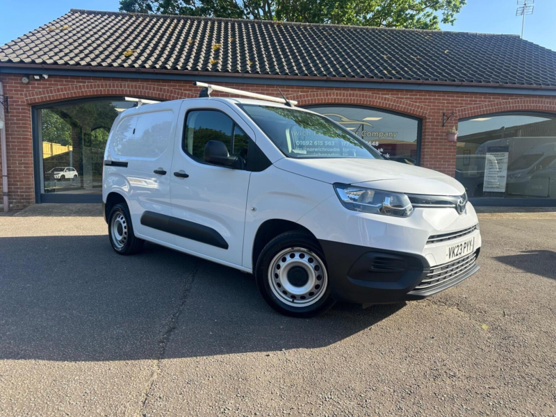 2023 Toyota Proace City 1.5 Bluehdi Active Short Panel Van Swb Euro 6 (s/s) 5dr in White — image 1
