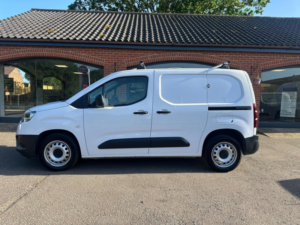 2023 Toyota Proace City 1.5 Bluehdi Active Short Panel Van Swb Euro 6 (s/s) 5dr in White — image 4