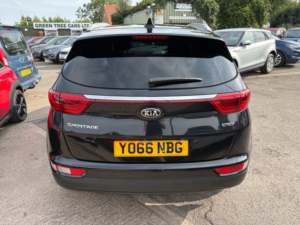 2016 Kia Sportage 2.0 Crdi Kx-4 SUV 5dr Diesel Auto AWD Euro 6 (182 Bhp) in Black — image 6