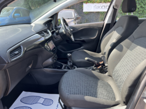 2015 Vauxhall Corsa 1.4 I Ecotec Design in Grey — image 2