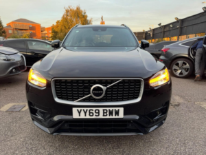 2019 Volvo Xc90 2.0 B5 Mhev R-Design Auto 4WD Euro 6 (s/s) 5dr in Black — image 4