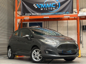 2015 Ford Fiesta 1.25 Zetec Euro 6 3dr in Grey — image 3
