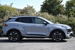 2025 Kia Sportage 1.6 H T-Gdi Gt-Line SUV 5dr Petrol Hybrid Auto Euro 6 (s/s) (235 Bhp) in Grey — image 2