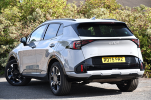 2025 Kia Sportage 1.6 H T-Gdi Gt-Line SUV 5dr Petrol Hybrid Auto Euro 6 (s/s) (235 Bhp) in Grey — image 3