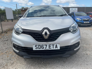 2017 Renault Captur 1.5 Dci Energy Dynamique Nav Euro 6 (s/s) 5dr in Silver — image 2