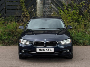 2016 BMW 3 Series 1.5 318i Sport Euro 6 (s/s) 4dr in Blue — image 2