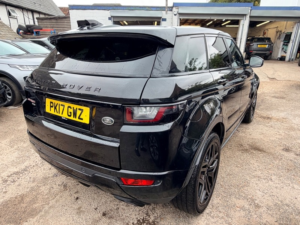 2017 Land Rover Range Rover Evoque Td4 Hse Dynamic in Black — image 2