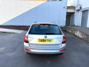 2014 Skoda Octavia 1.6 Tdi S Euro 5 (s/s) 5dr in Silver — image 6