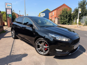 2018 Ford Focus 1.0t Ecoboost St-Line X Euro 6 (s/s) 5dr in Black — image 4