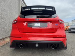 2018 Ford Focus 2.3 T Ecoboost Rs Red Edition in Red — image 4
