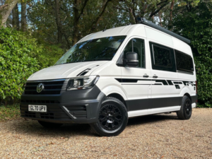 2020 Volkswagen Campervan Crafter Mwb 140ps 5 SEAT 4 Berth Off Grid Camper Van in White — image 3