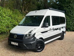 2020 Volkswagen Campervan Crafter Mwb 140ps 5 SEAT 4 Berth Off Grid Camper Van in White — image 4