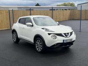 2017 Nissan Juke 1.2 Dig-T Tekna in White — image 2