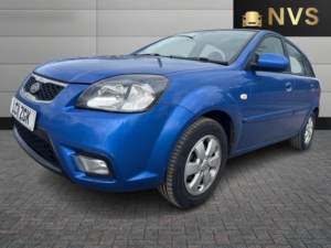 2011 Kia Rio 1.4 2 Ipd in Blue — image 3