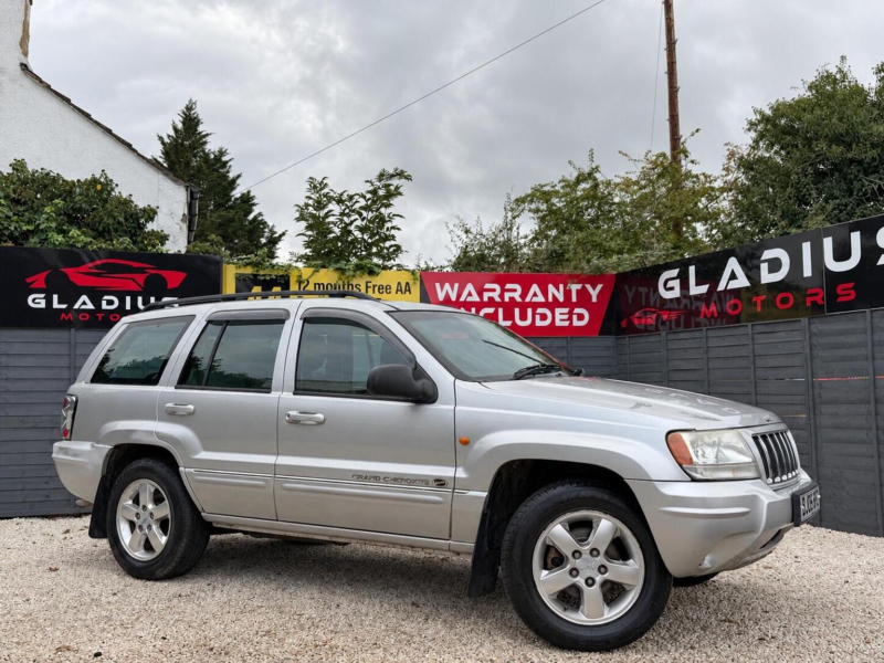 2005 Jeep Grand Cherokee 4.7 Overland 4WD 5dr in Silver — image 1