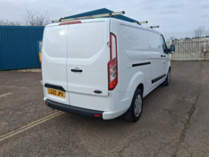 2020 Ford Transit Custom 2.0 320 Ecoblue Trend Panel Van 5dr Diesel Manual L2 H1 Euro 6 (s/s) (105 Ps) in White — image 5
