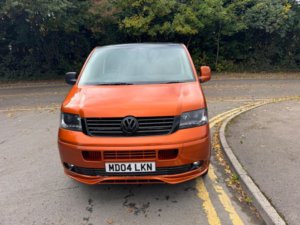 2004 Volkswagen Transporter in Red — image 2