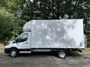 2023 Ford Transit 2.0 Transit Leader Single Chassis Cab 350 L4 2.0l Ecoblue 130ps Rwd 6 Speed Manual in White — image 6