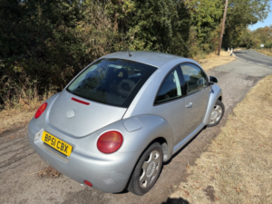 2002 Volkswagen Beetle 2.0 in Silver — image 6