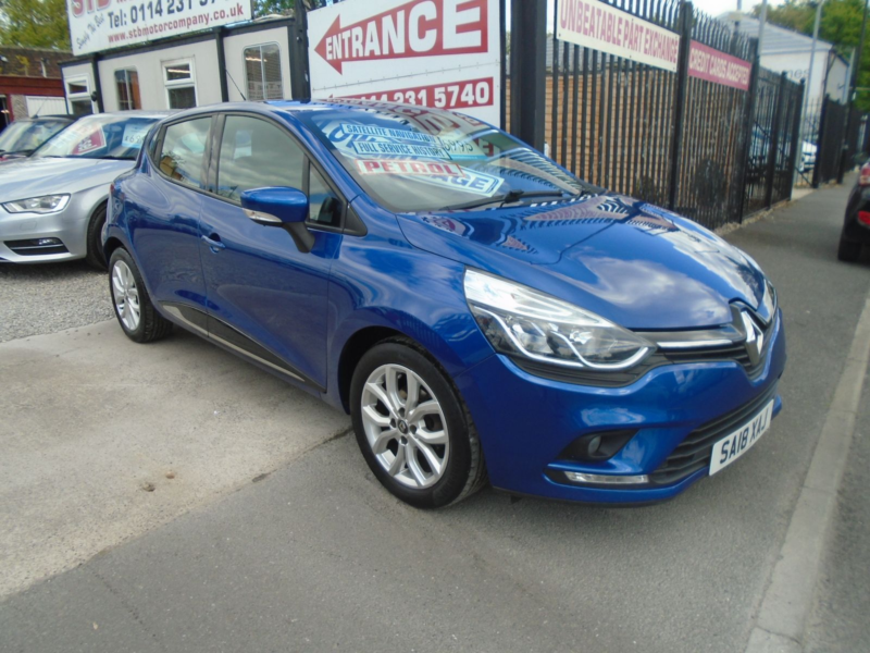 2018 Renault Clio 0.9 Tce Urban Nav Hatchback 5dr Petrol Manual Euro 6 (s/s) (90 Ps) in Grey — image 1