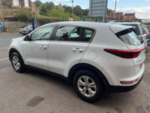 2016 Kia Sportage 1.7 Crdi 1 Euro 6 (s/s) 5dr in White — image 6