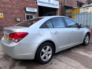 2011 Chevrolet Cruze 1.6 Ls Auto Euro 5 4dr in Silver — image 3