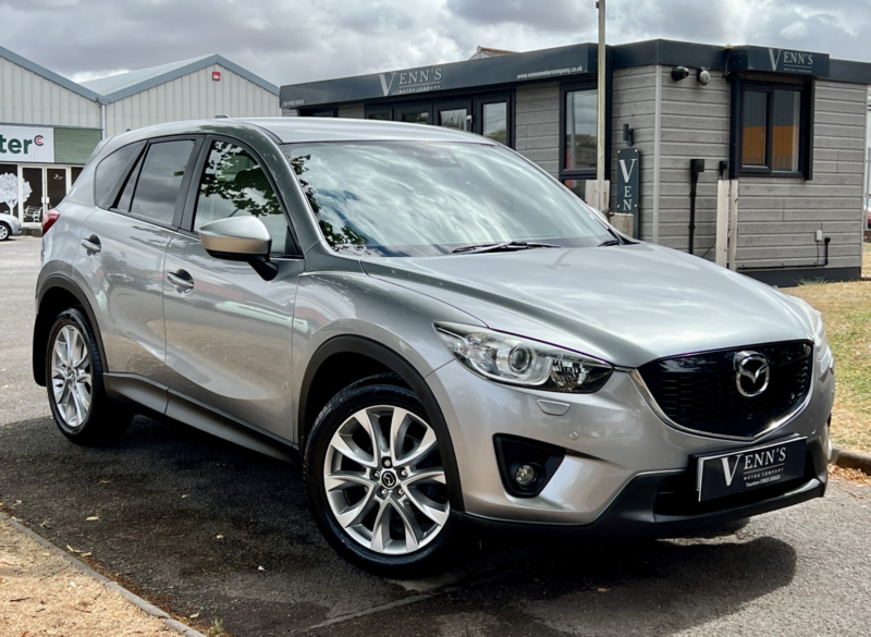 2014 Mazda Cx-5 2.0 Skyactiv-G Sport Nav in Silver — image 1
