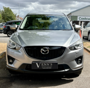 2014 Mazda Cx-5 2.0 Skyactiv-G Sport Nav in Silver — image 2