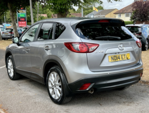 2014 Mazda Cx-5 2.0 Skyactiv-G Sport Nav in Silver — image 5