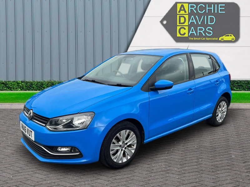 2016 Volkswagen Polo 1.2 Tsi Bluemotion Tech Se in Blue — image 1