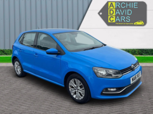 2016 Volkswagen Polo 1.2 Tsi Bluemotion Tech Se in Blue — image 3