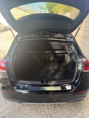 2019 Mercedes-Benz A Class 2.0 A200d Amg Line in Black — image 5