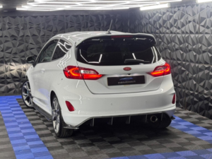 2018 Ford Fiesta 1.0t Ecoboost St-Line Euro 6 (s/s) 3dr in White — image 4
