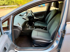 2009 Ford Fiesta 1.25 Zetec 5dr in Blue — image 4