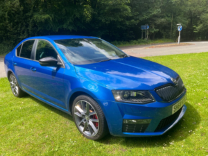2014 Skoda Octavia 2.0 Tdi Vrs in Blue — image 2