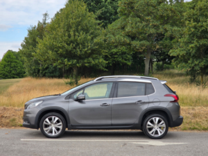 2016 Peugeot 2008 1.6 Bluehdi Allure SUV 5dr Diesel Manual Euro 6 (100 Ps) in Grey — image 4